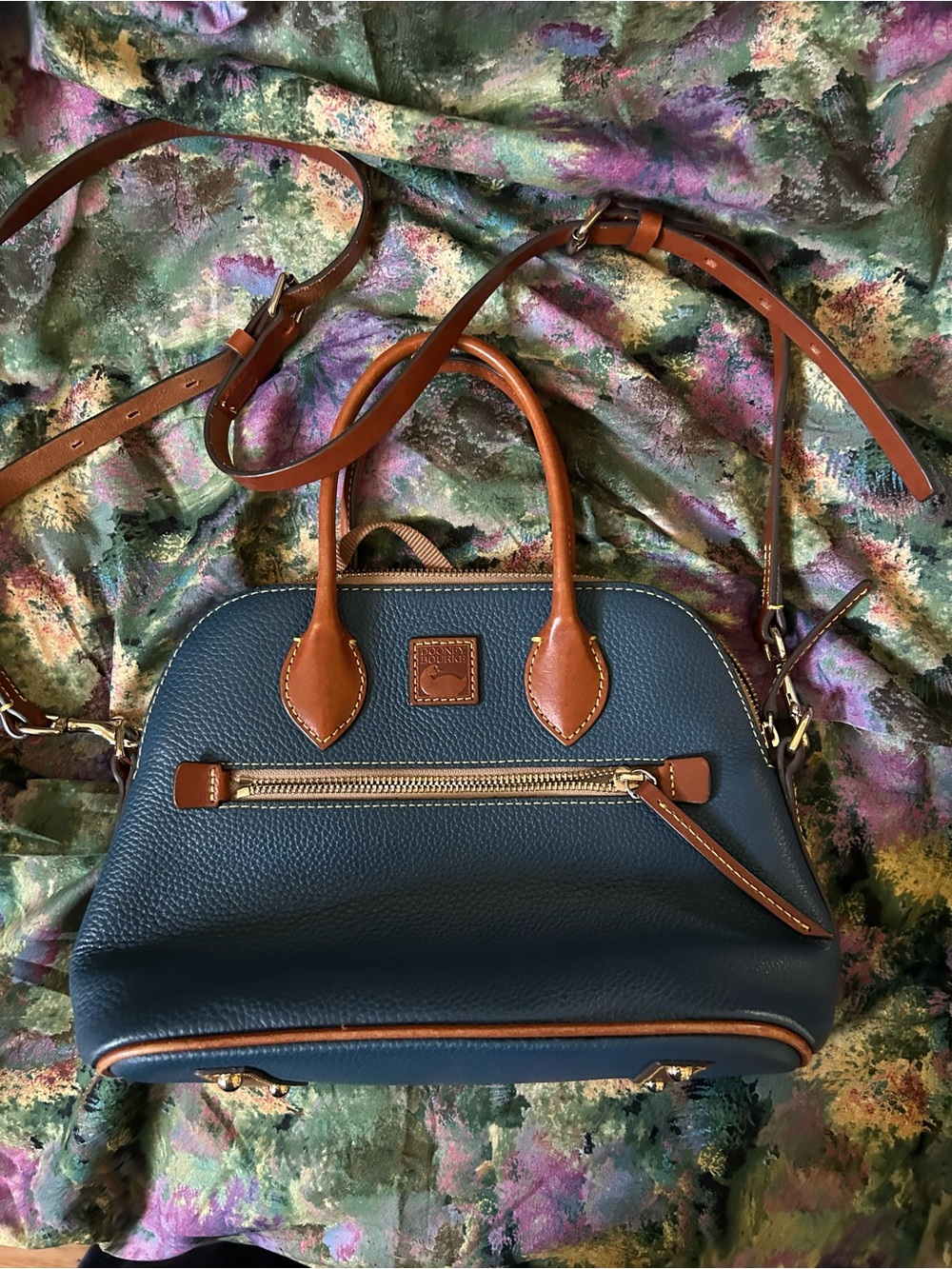 Dooney & Bourke Authentic Blue Pebbled Leather Dome Handbag W/ Brown Trim - Picture 2 of 12